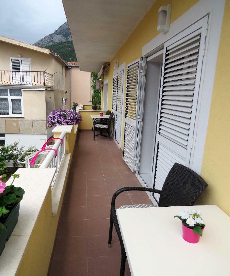 Apartman Jakir Башка-Вода Экстерьер фото